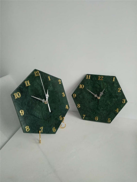 Creative Living Room Fashion Clock: Mute Artistry in European Style