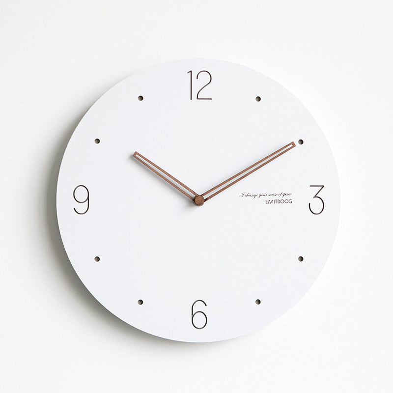 Modern Minimalist Geralt Wall Clock: Elegant Timepiece for Living Spaces