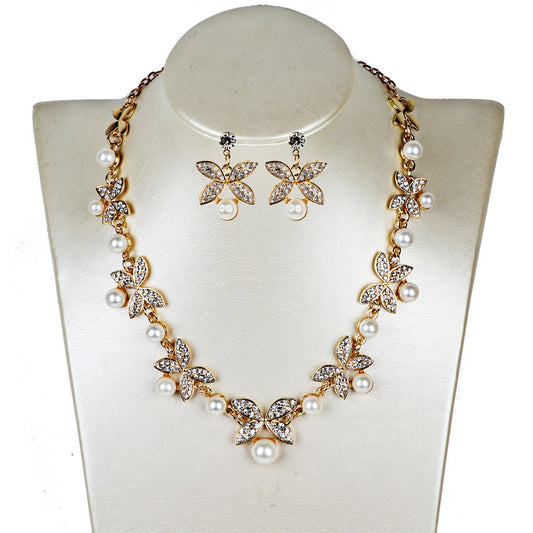 Elegant Pearl Butterfly Bridal Jewelry Set: Necklace and Earrings