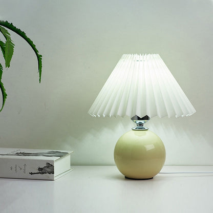 Pleated Lampshade Cozy Bedside Night Light Modern Ceramic Desk Lamp 220V