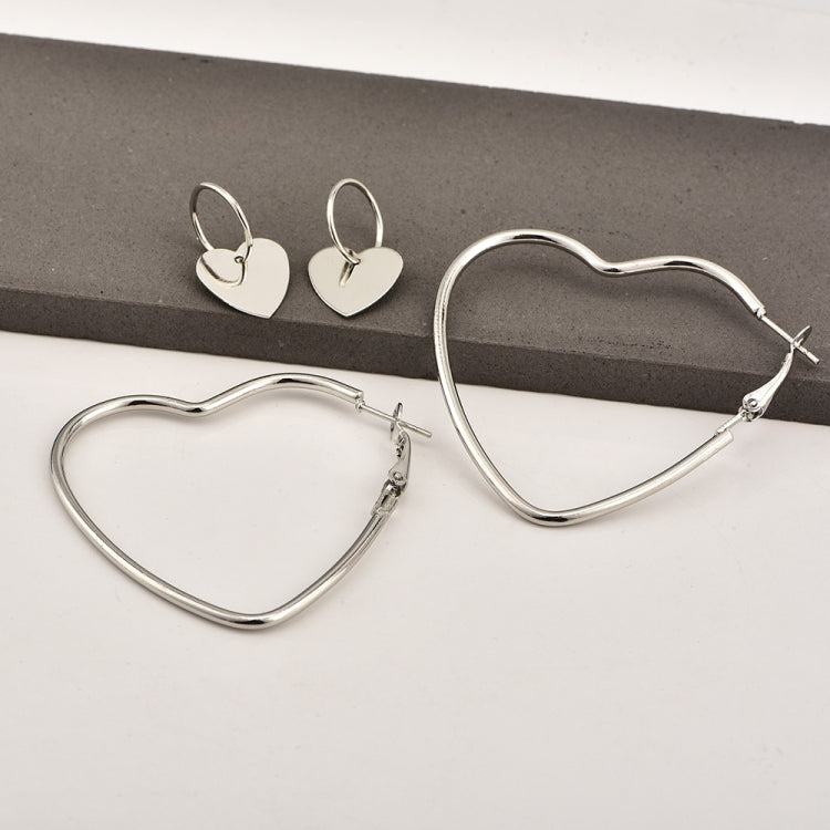 Women Fashion Simple Metal Love Heart Hoop Earrings Set