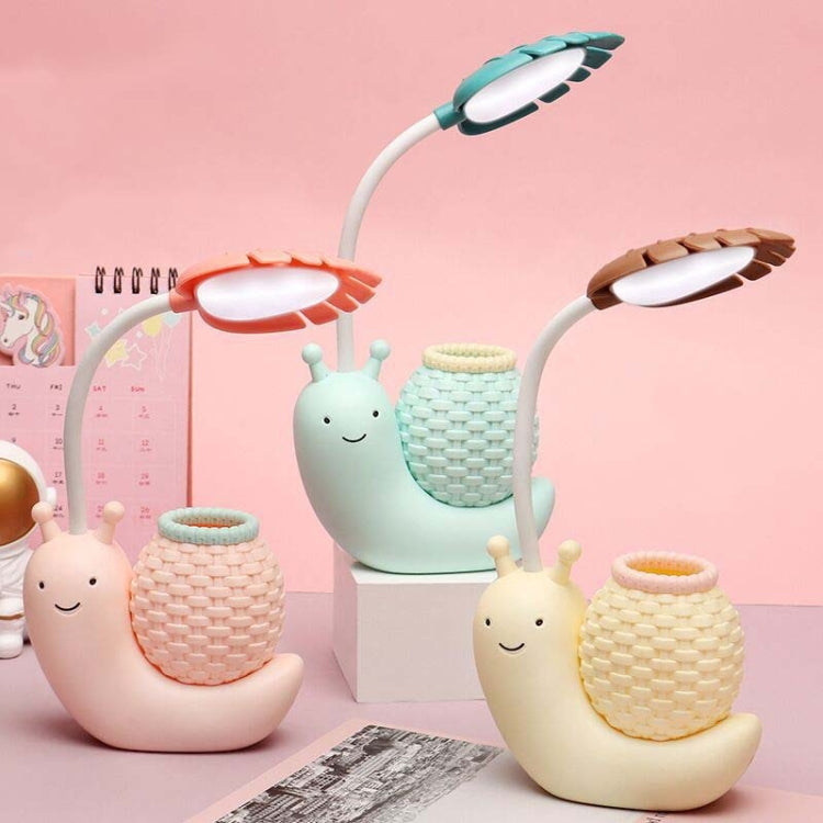 L-0 Cartoon Snail Pen Holder USB Rechargeable LED Soft Eye-Protection Desk Lamp