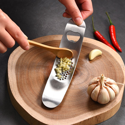 WGKT0089 430 Stainless Steel Boat Shaped Garlic Grinder Manual Garlic Press Tools Kitchen Gadgets